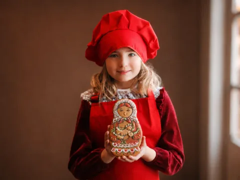 Афиша: Мастер-класс «Сладкая матрёшка» с экскурсией по музею «Изба-Забава» в Санкт-Петербурге 7 августа 2026