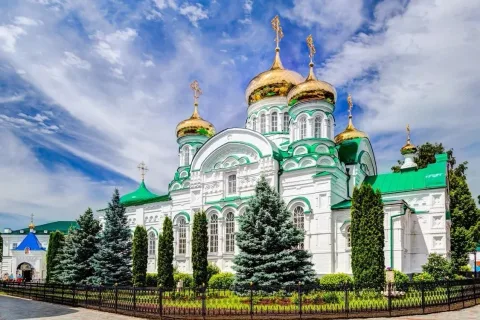 Афиша: В Раифу, Храм Всех Религий и Свияжск в Казани 6 августа 2026