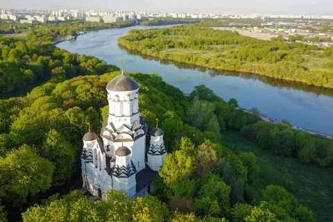 Афиша: Индивидуальная пешая экскурсия в царскую резиденцию Коломенское в Москве 28 ноября 2026