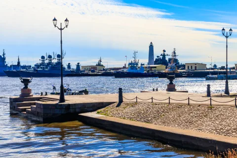 Афиша: «Метеор» из Кронштадта от «Острова фортов» по будням в Санкт-Петербурге 6 августа 2026