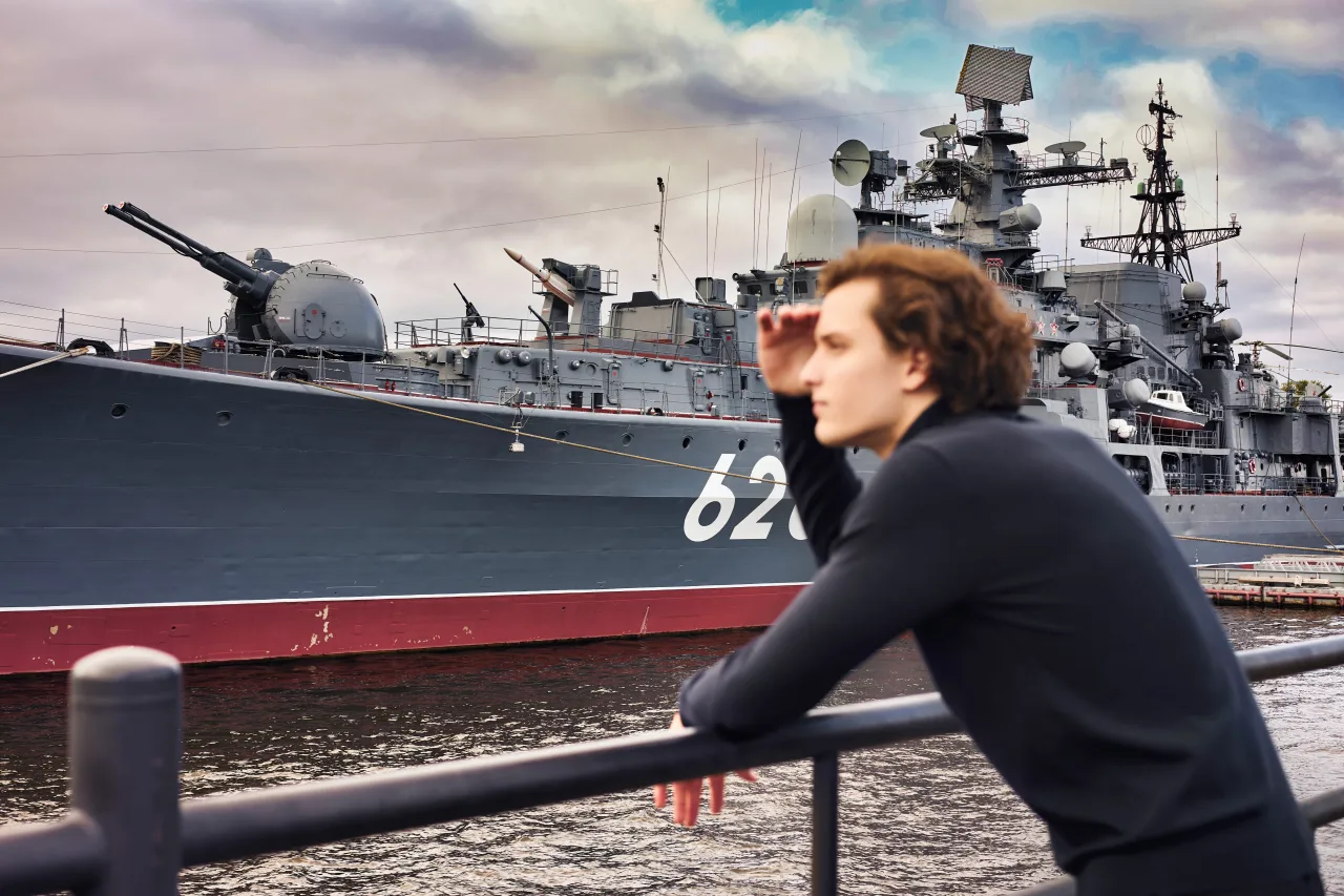 Афиша: Город-крепость Кронштадт: Морской собор и Форты в мини-группе в Санкт-Петербурге 13 августа 2026