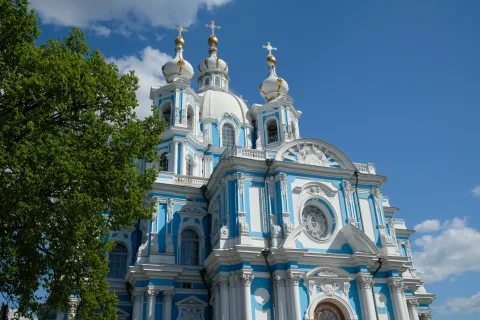 Афиша: Экскурсия по Смольному собору в Санкт-Петербурге 8 августа 2026