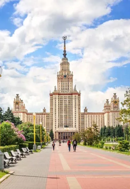 Афиша: Легенды и мифы сталинских высоток в Москве 15 августа 2026