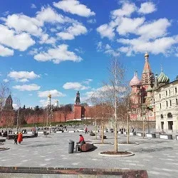Афиша: Парк «Зарядье» + медиа-аттракцион «Полет над Москвой» в Москве 6 сентября 2026