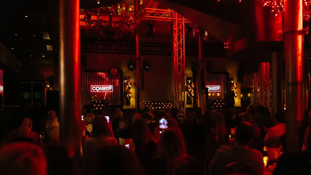 Афиша: Вечеринка Comedy Club в Санкт-Петербурге 25 сентября 2026