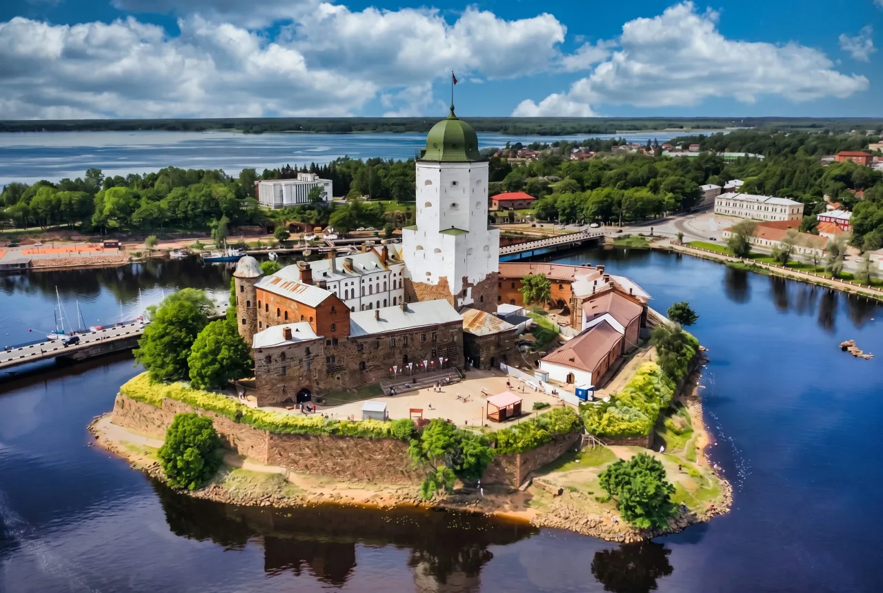 Афиша: Выборг из Петербурга: замок рыцарей и Монрепо за 1 день в Санкт-Петербурге 11 сентября 2026