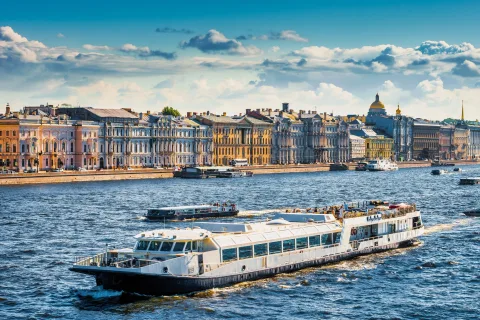 Афиша: Автобус + теплоход по Неве: весь Петербург за 2,5 часа в Санкт-Петербурге 25 сентября 2026