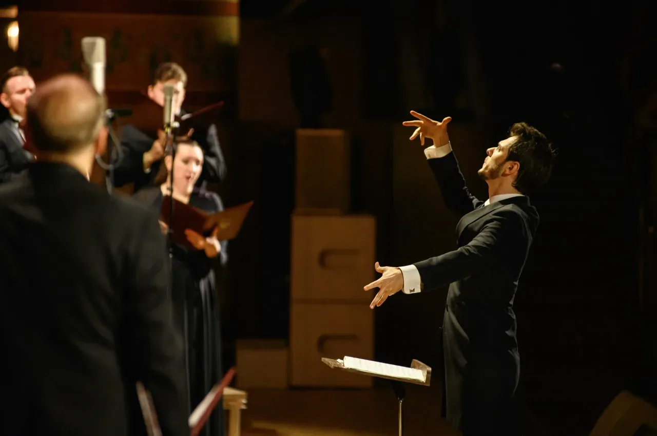 Афиша: Хор Минина, Тимофей Гольберг. Вечер хоровой музыки: От классики до джаза в Москве 26 сентября 2026