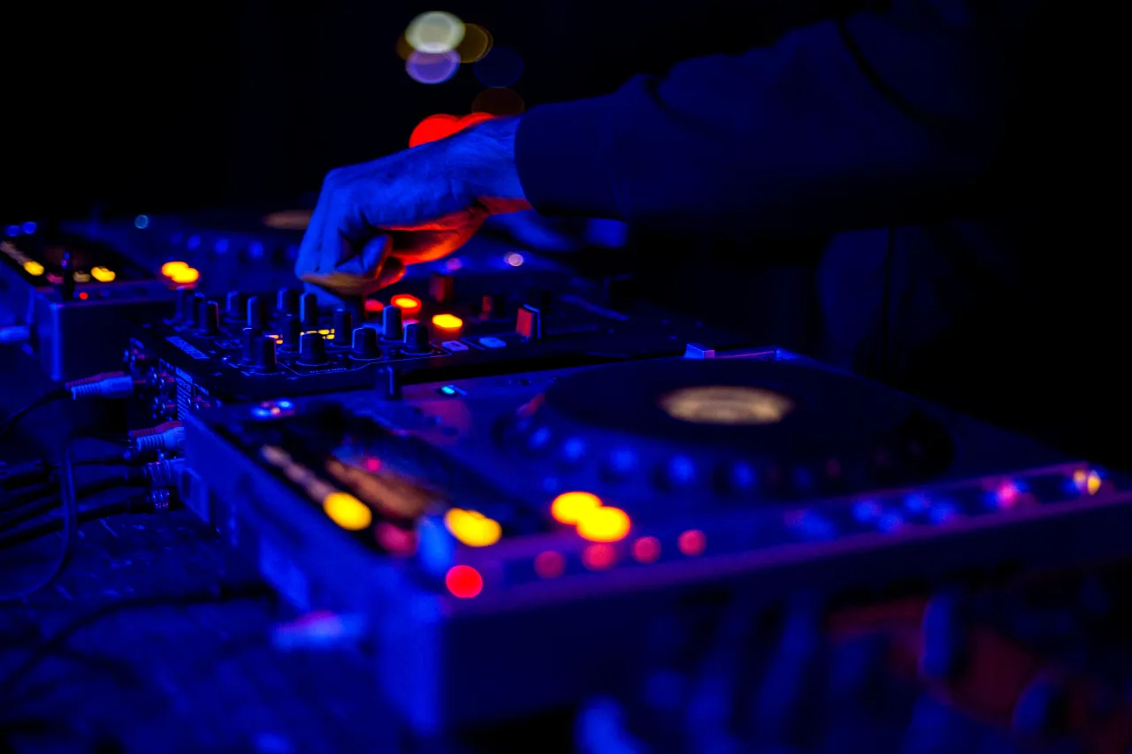 Афиша: Applique Label Night в Москве 25 сентября 2026