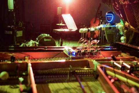 Афиша: Digital Rain: Механический шорох. Фантомы в Санкт-Петербурге 27 сентября 2026