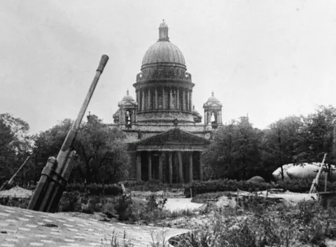 Афиша: По памятным местам блокадного Ленинграда в Санкт-Петербурге 26 сентября 2026