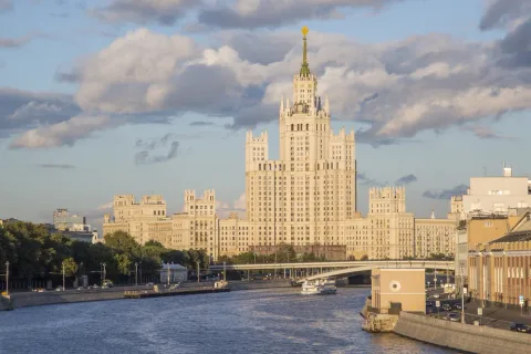 Афиша: Водная обзорная прогулка от Китай-города в Москве 17 сентября 2026