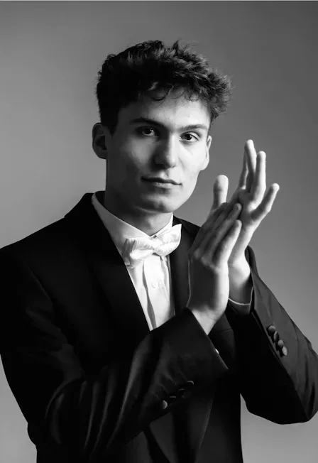 Афиша: Зимний фестиваль Pianissimo. Сольный концерт Максим Клецун в Государственном Эрмитаже в Санкт-Петербурге 21 декабря 2026