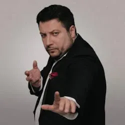 Афиша: Творческий вечер Руслана Кабалоти во Владикавказе 13 октября 2026