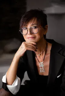 Афиша: Ирина Хакамада. Эмоциональный капитал. Как эмоции превратить в доход в Москве 13 октября 2026