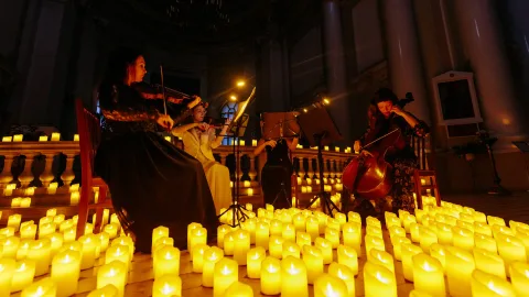 Афиша: Классика при свечах: Вивальди. Времена года в Санкт-Петербурге 17 октября 2026