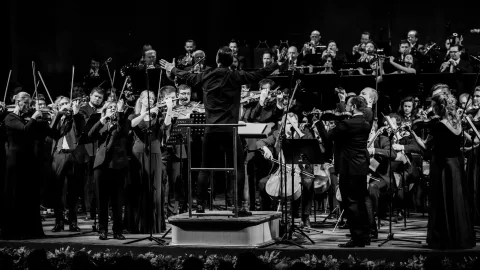 Афиша: Фёдор Безносиков и musicAeterna в Санкт-Петербурге 28 ноября 2026