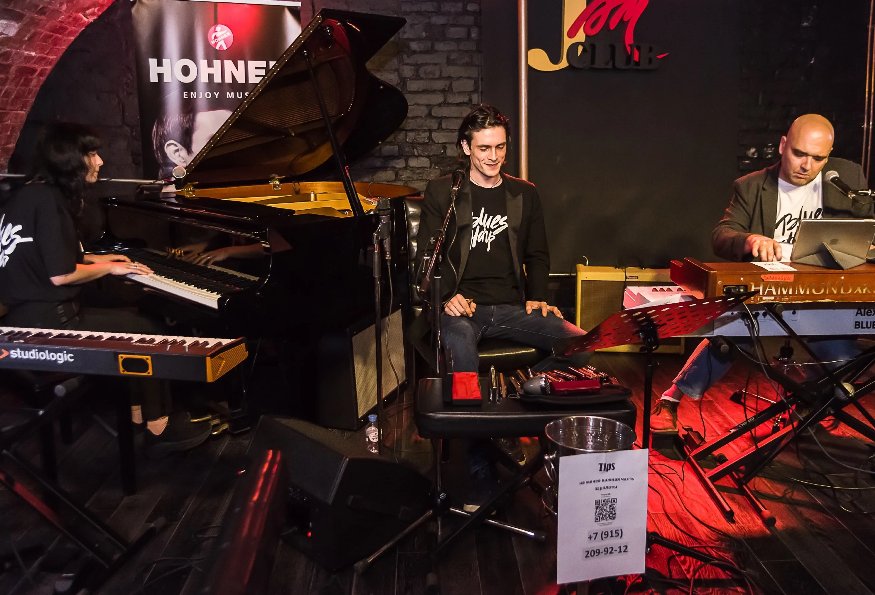 Афиша: Алекс Соловьёв и Железный занавес в Москве 25 апреля 2026