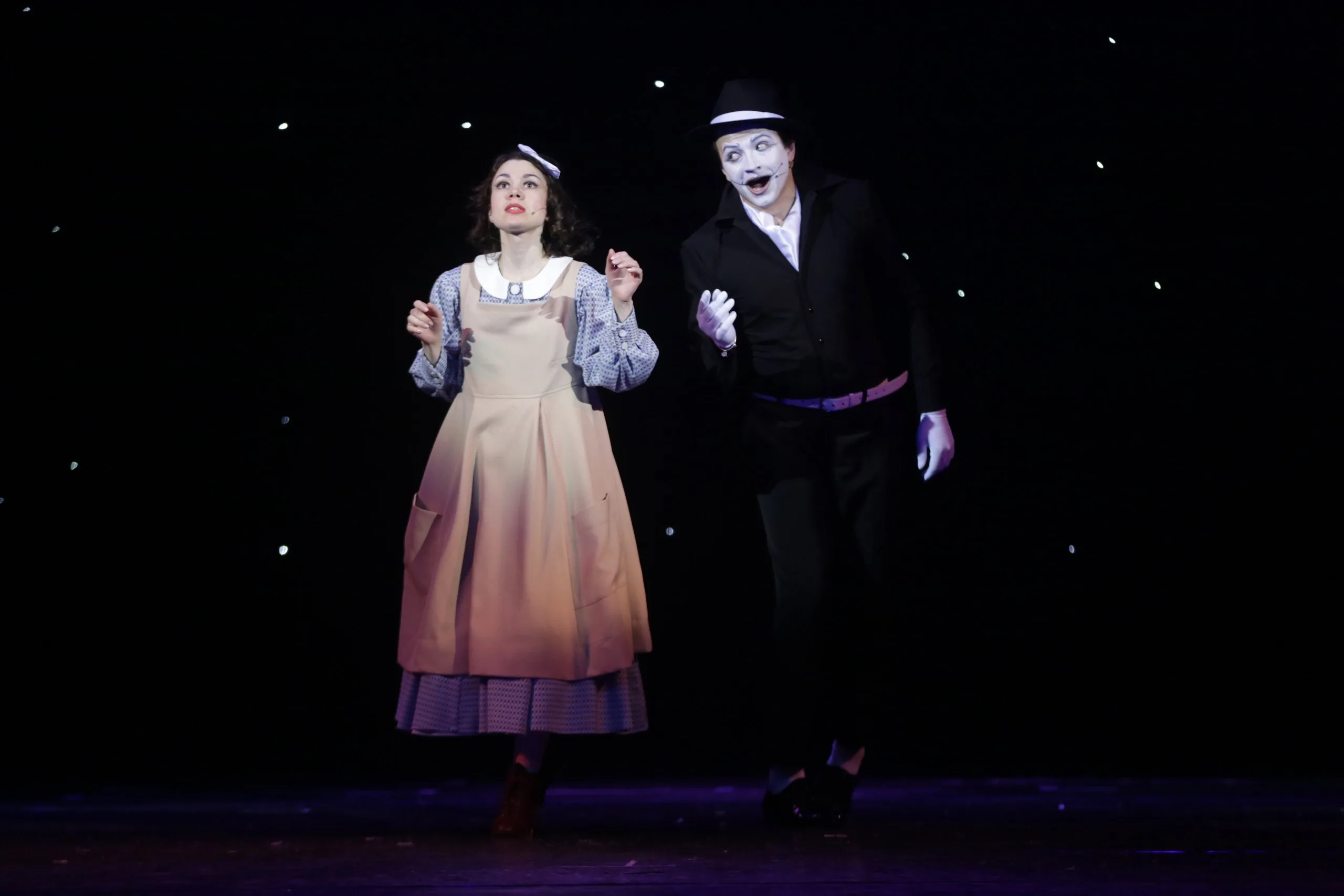 Афиша: Алиса в Стране чудес в Новосибирске 26 апреля 2026