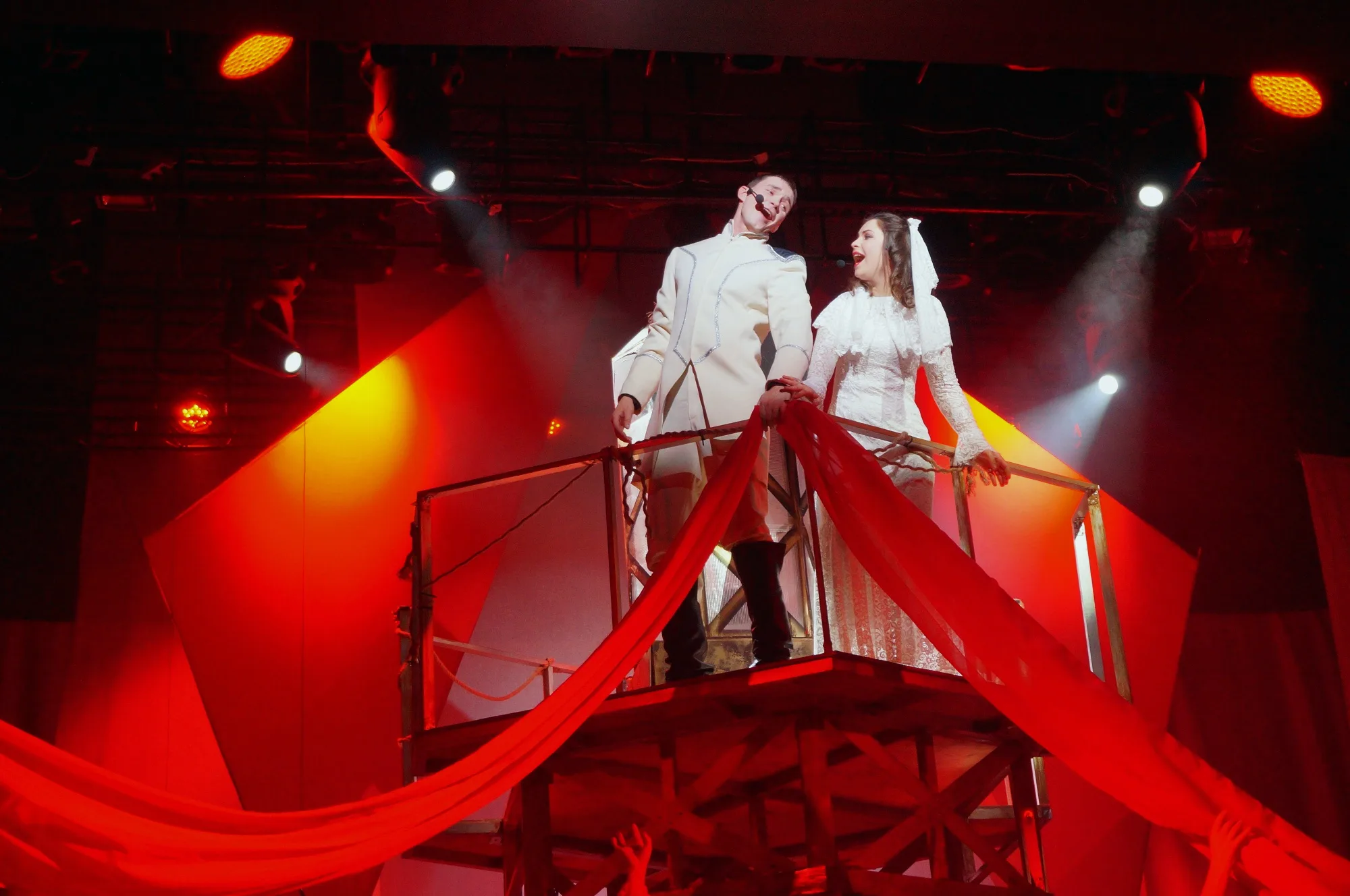 Афиша: Алые паруса в Калининграде 17 апреля 2026