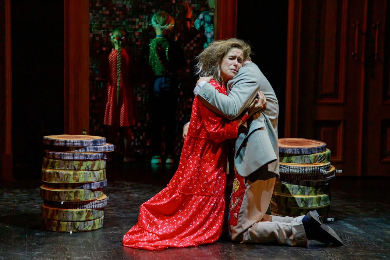 Афиша: Анна Каренина в Екатеринбурге 15 апреля 2026