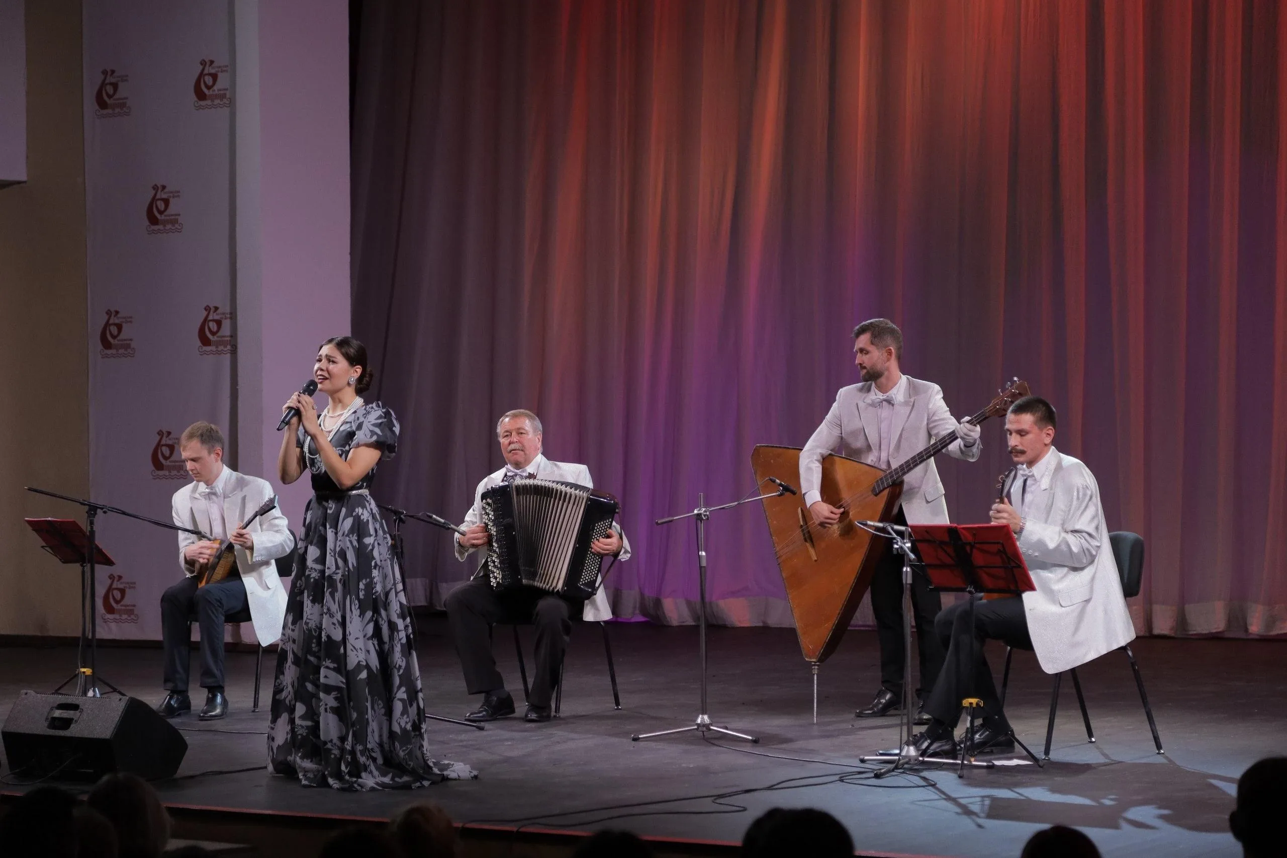 Афиша: Ансамбль «Донцы». Посидим по-хорошему в Новочеркасске 25 апреля 2026