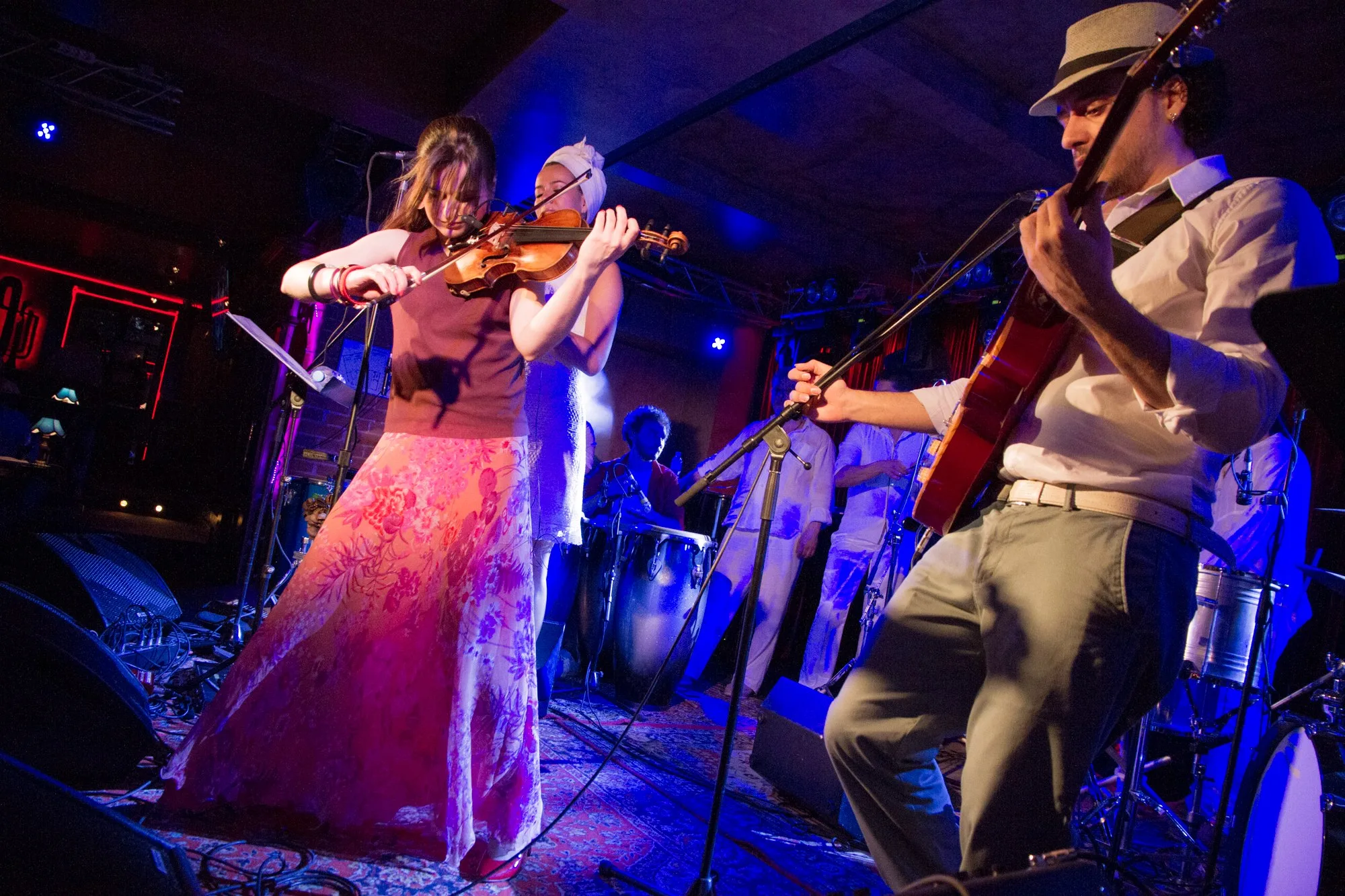 Афиша: Артур Газаров & Sambateria в Москве 26 апреля 2026