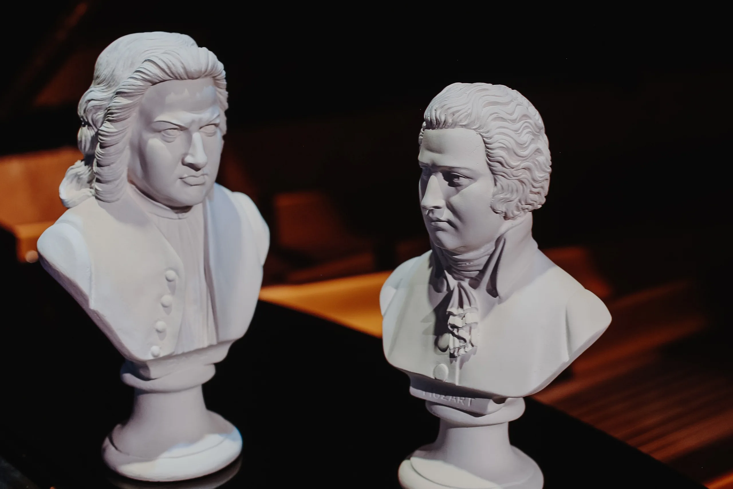 Афиша: Бах vs Моцарт. Орган vs рояль в Санкт-Петербурге 18 апреля 2026