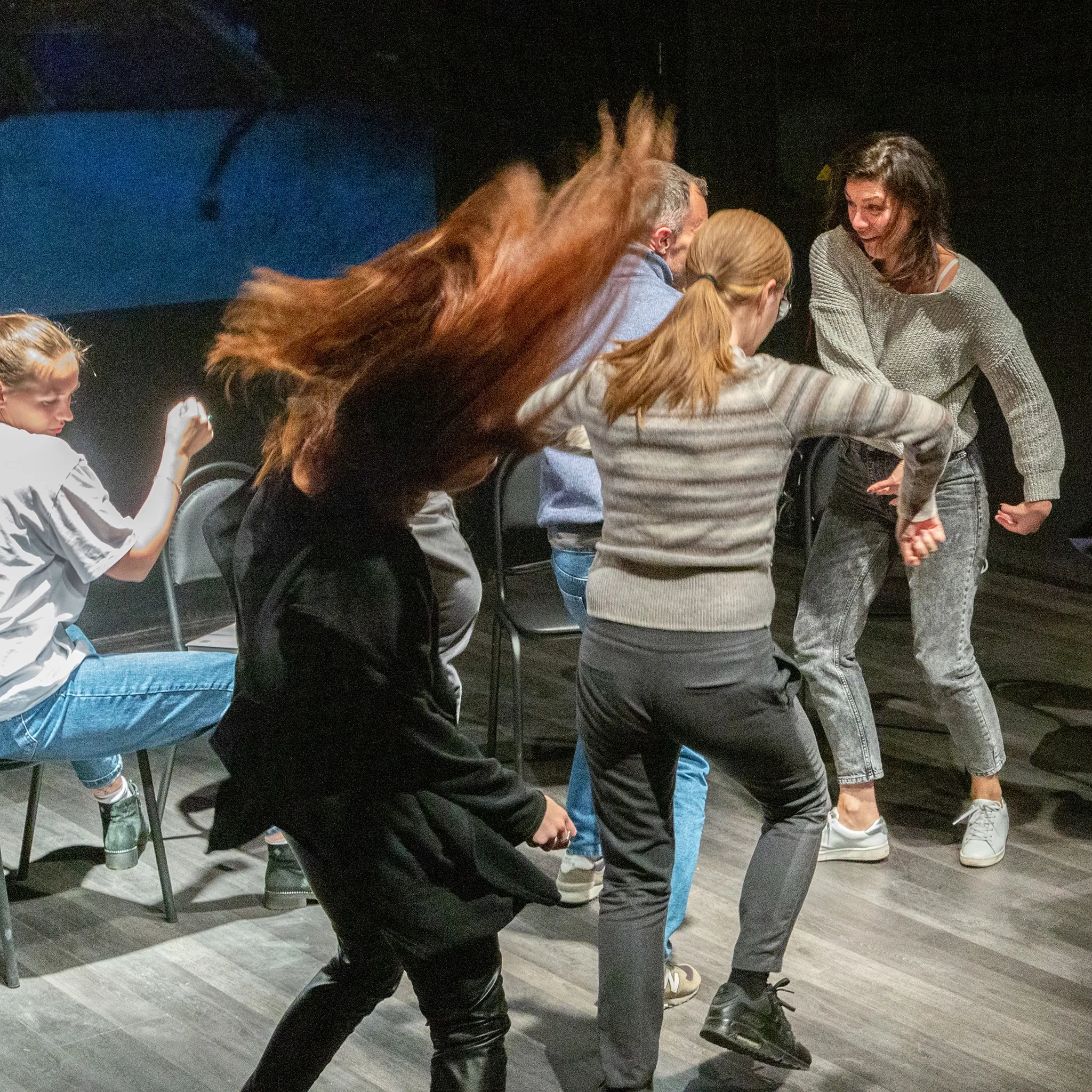 Афиша: Что делать с выгоранием? в Москве 15 апреля 2026