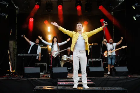 Афиша: Classic Rock Legends Show. Queen Tribute Night в Москве 25 апреля 2026