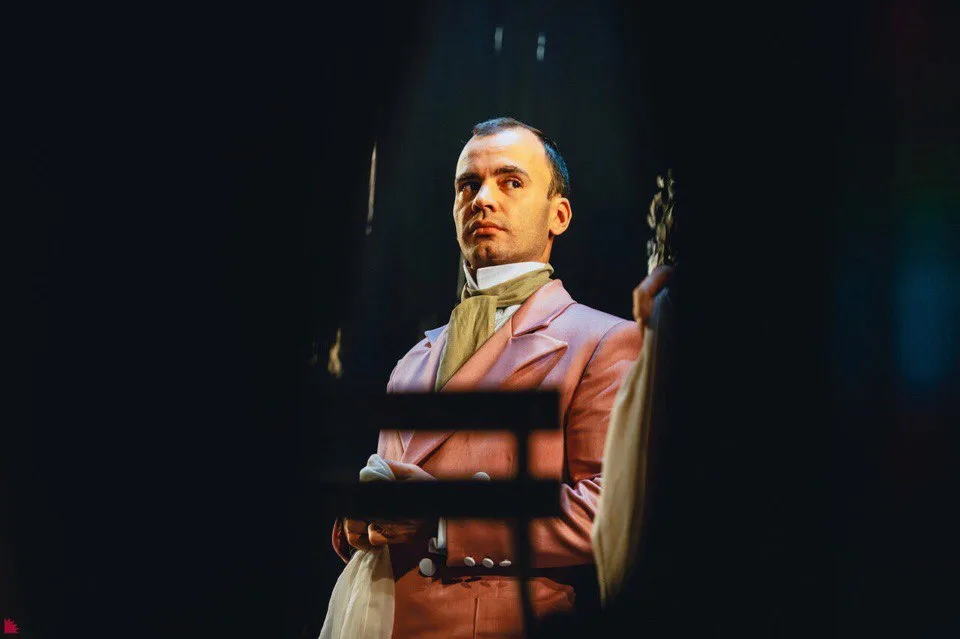 Афиша: Дама с собачкой в Екатеринбурге 10 апреля 2026