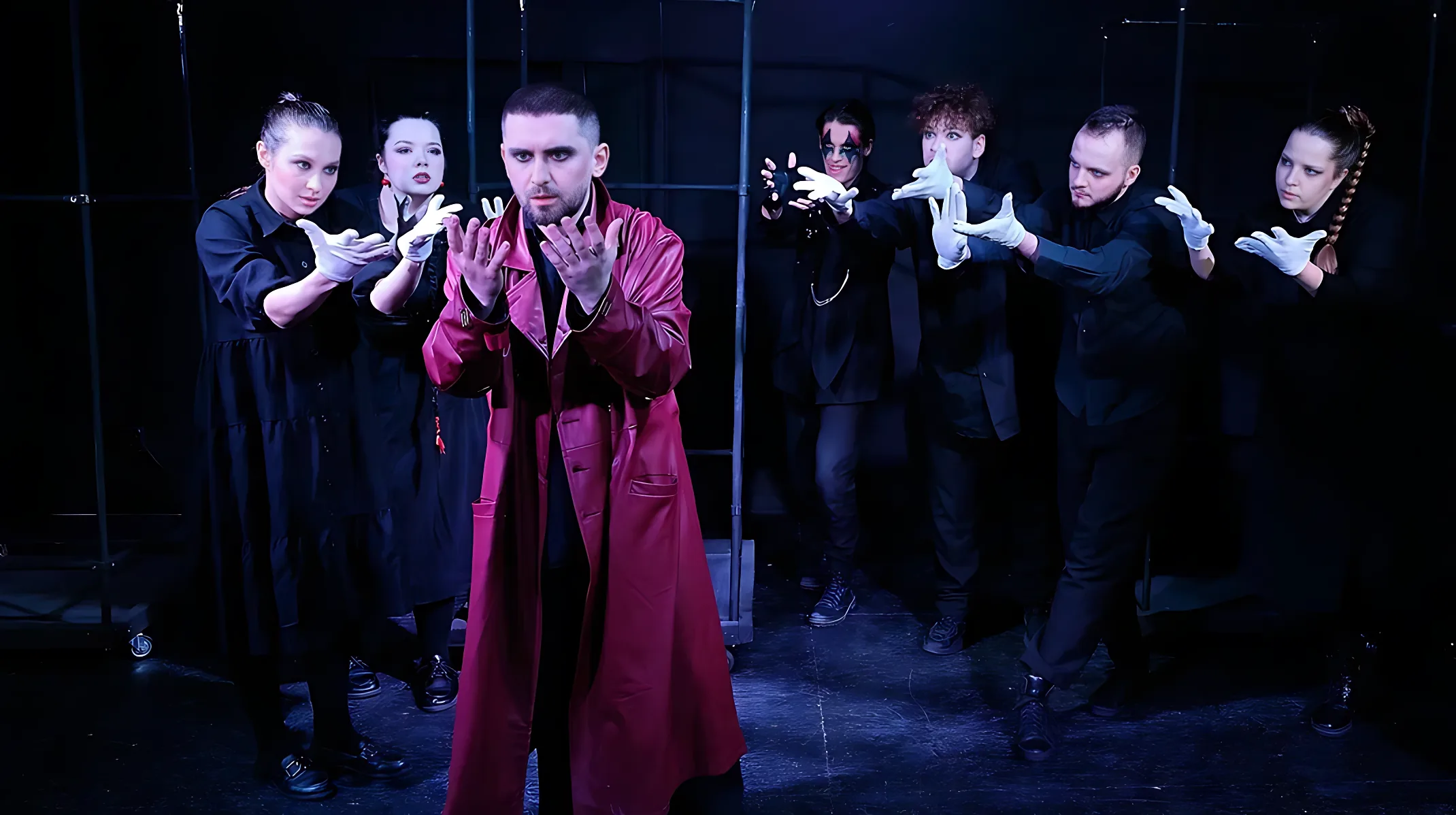 Афиша: Достоевский. Исповедь в трёх частях в Новосибирске 21 апреля 2026