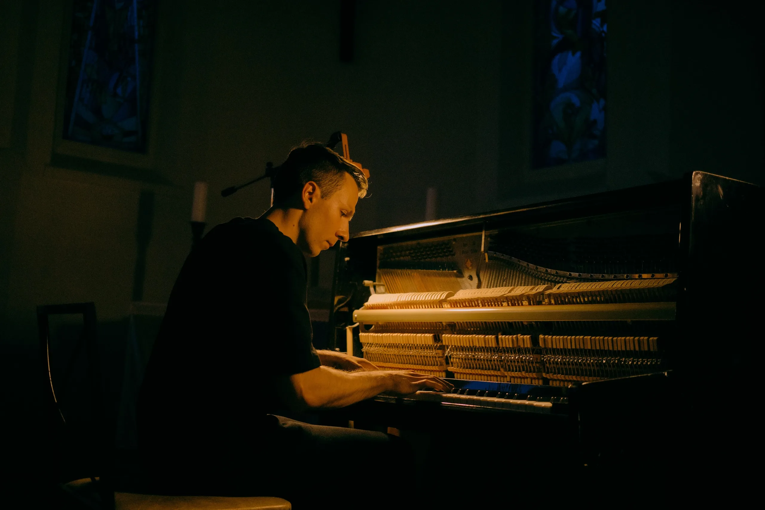 Афиша: Илья Поляков. Концерт композитора в Санкт-Петербурге 25 апреля 2026