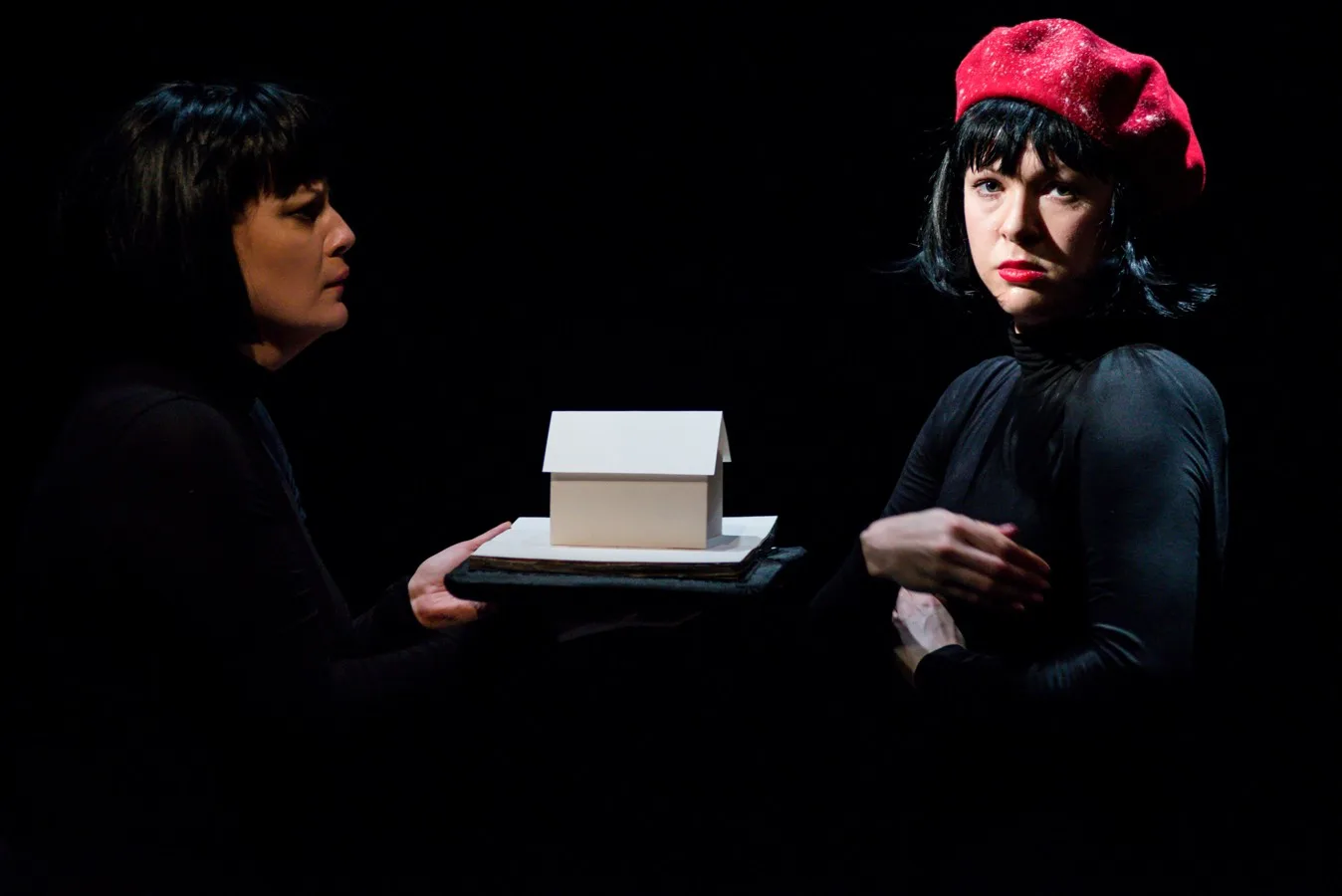 Афиша: Красная шапка в Москве 10 апреля 2026