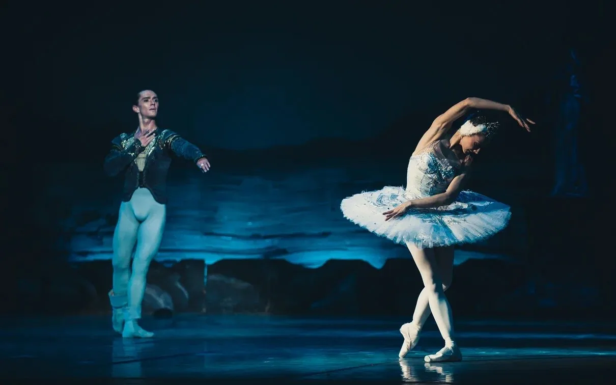 Афиша: Лебединое озеро в Москве 12 апреля 2026