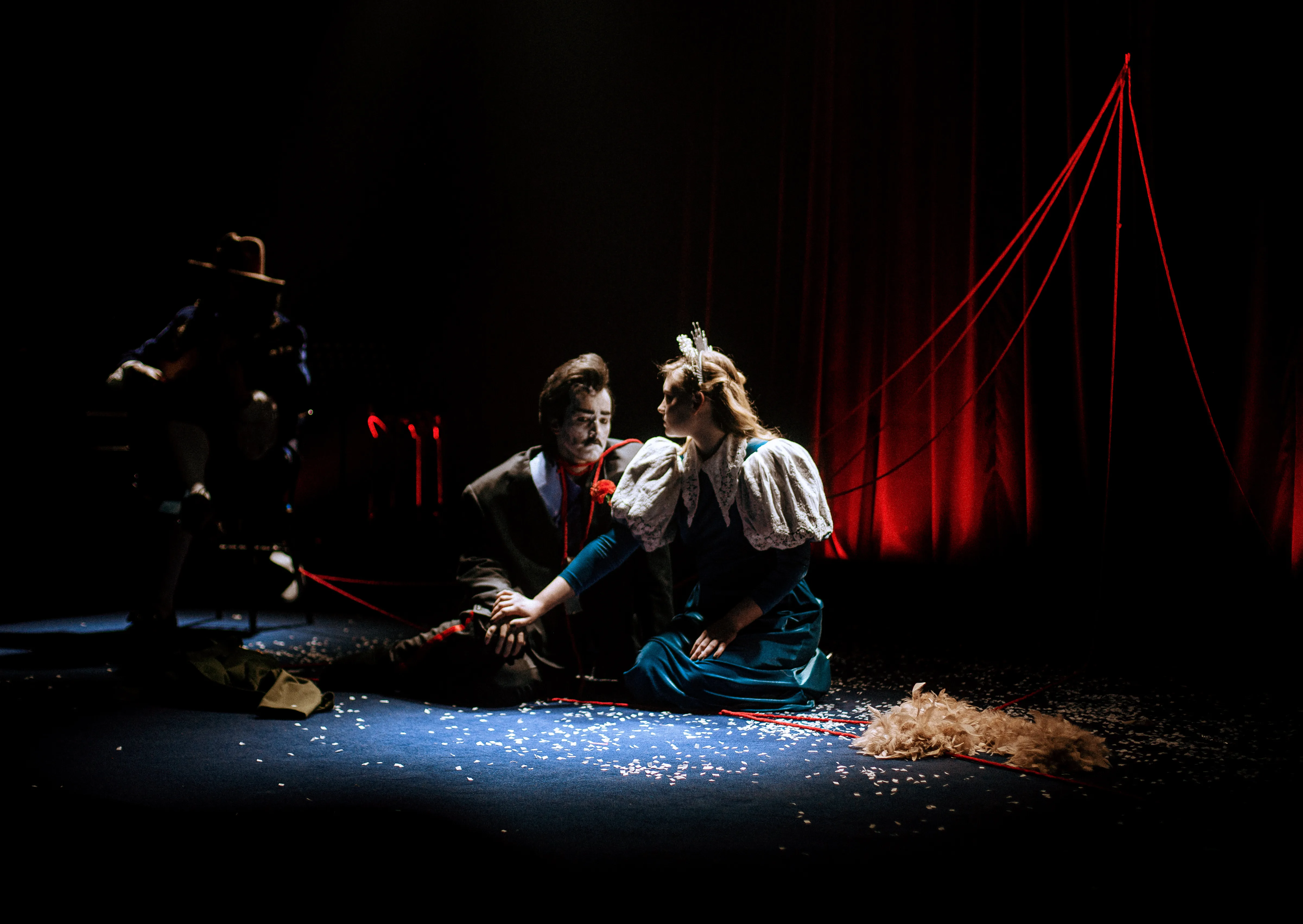 Афиша: Ледяная синева в Москве 20 апреля 2026