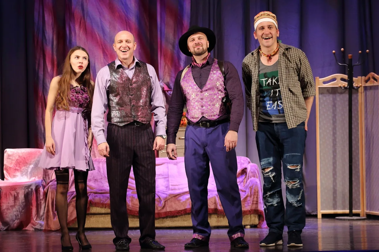 Афиша: Мафия и нежные чувства в Омске 18 апреля 2026