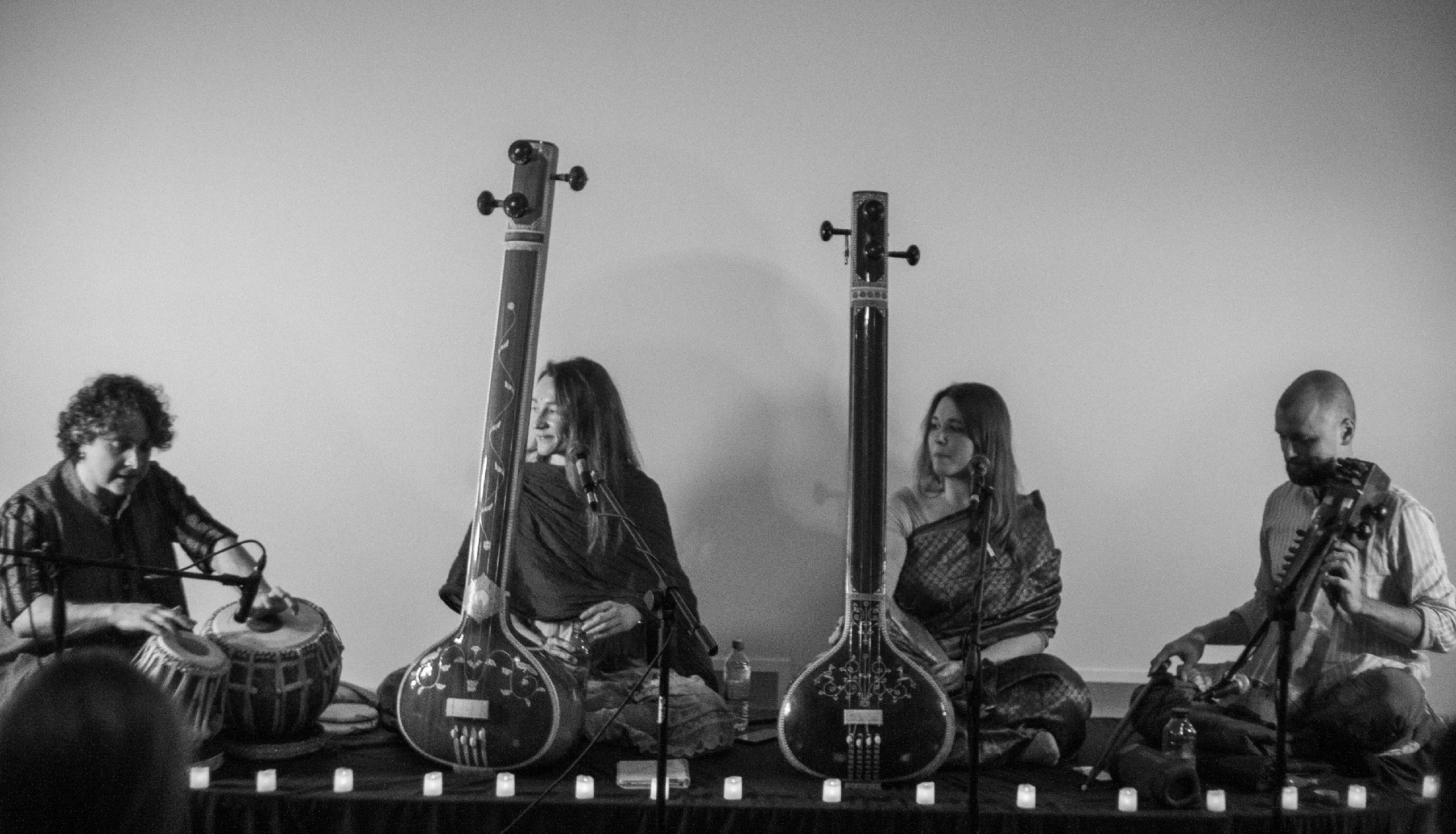 Афиша: Магия индийской раги при свечах в Санкт-Петербурге 19 апреля 2026