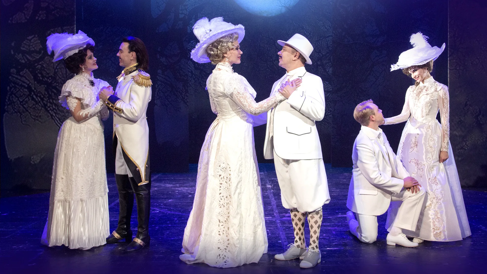 Афиша: Маленькая серенада в Екатеринбурге 11 апреля 2026