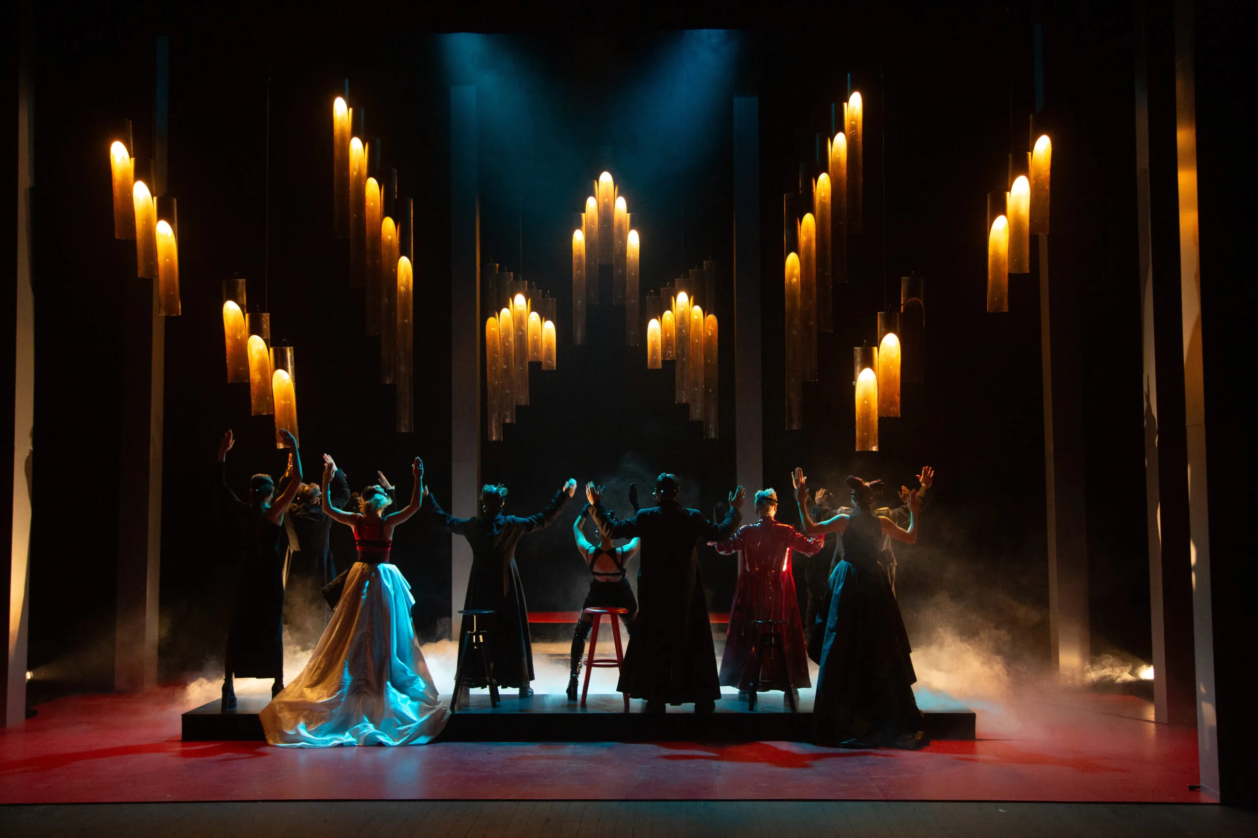 Афиша: Маскарад в Москве 10 апреля 2026