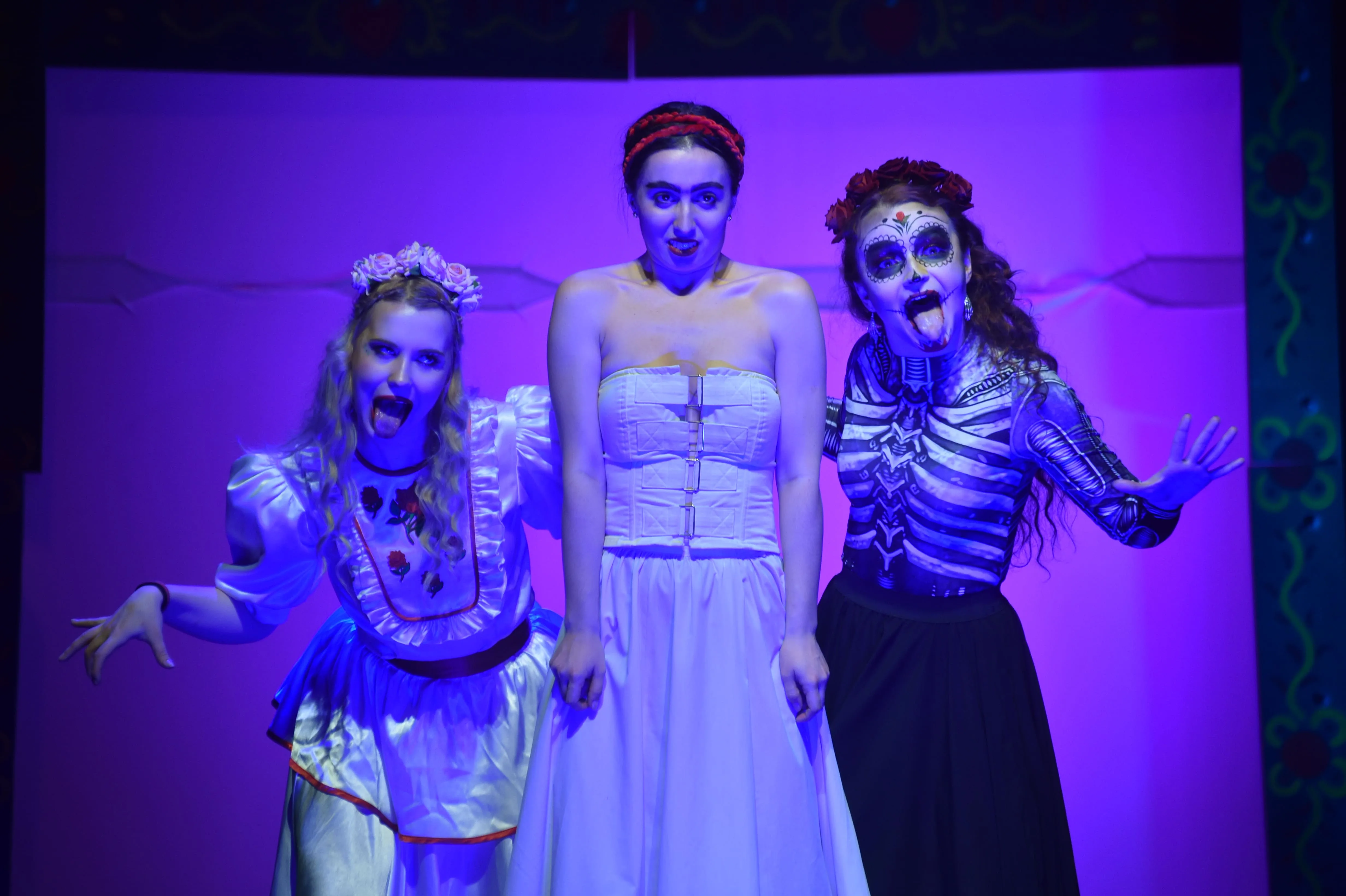 Афиша: Непростая жизнь, огромная любовь и великий дар Фриды Кало в Омске 20 апреля 2026