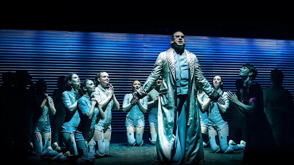 Афиша: О дивный новый мир в Москве 10 апреля 2026