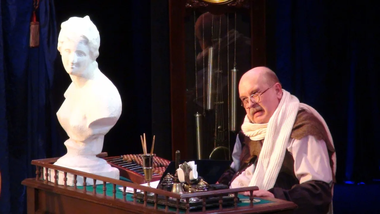 Афиша: О, люди, люди... в Екатеринбурге 22 апреля 2026