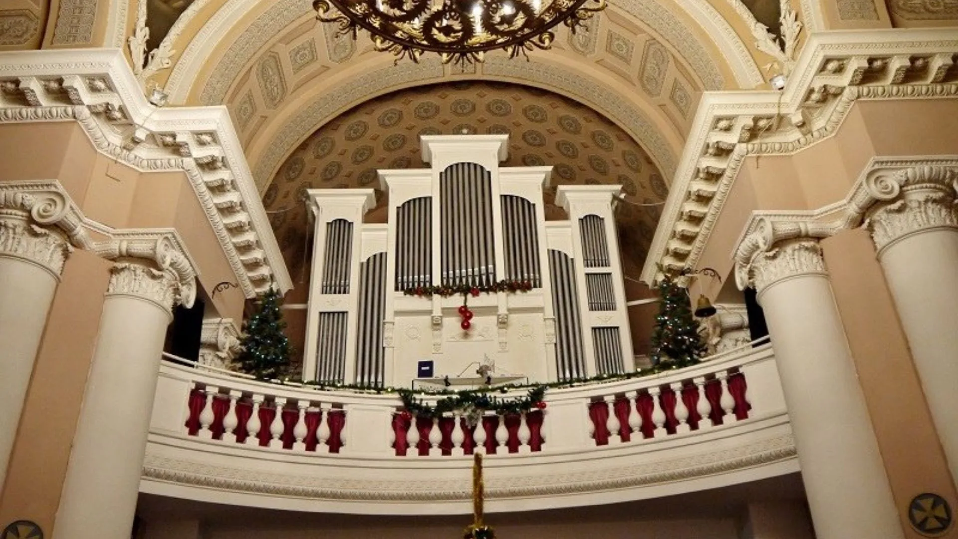 Афиша: Орган при свечах. Бах в Париже в Санкт-Петербурге 24 апреля 2026