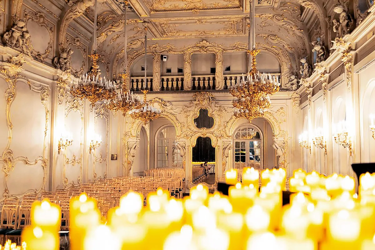 Афиша: От «Времён года» до танго при свечах в Санкте-Петербург 26 апреля 2026