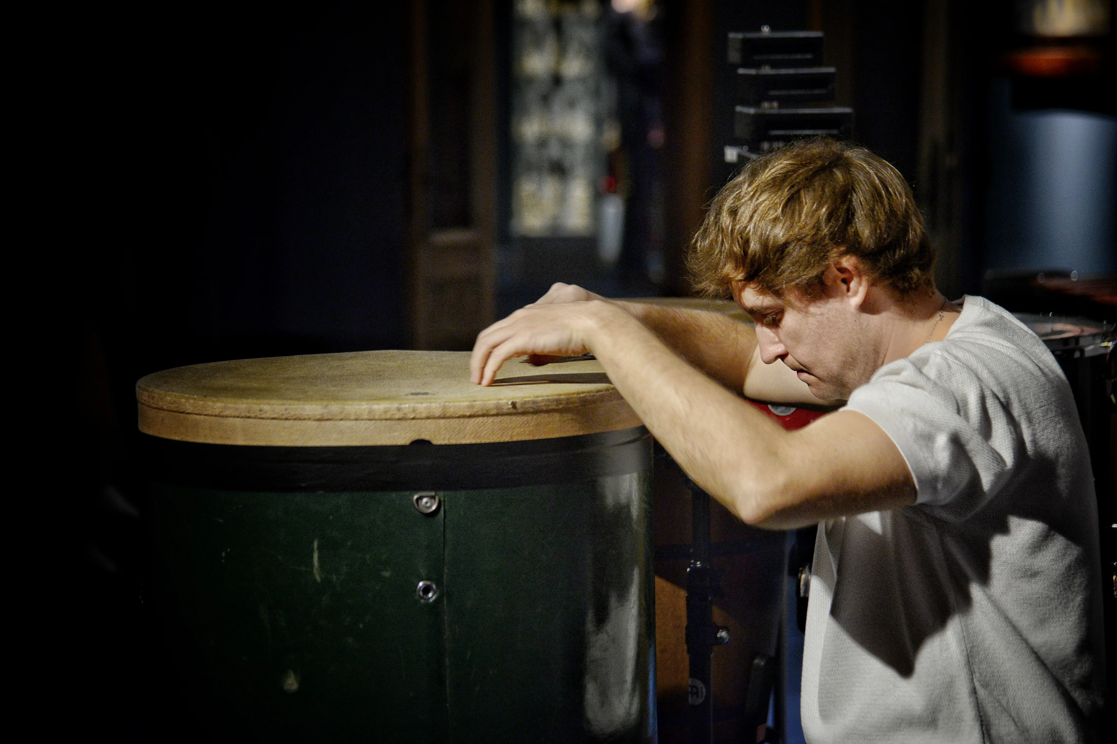 Афиша: Пётр Главатских. Барабанный бой в Москве 25 апреля 2026