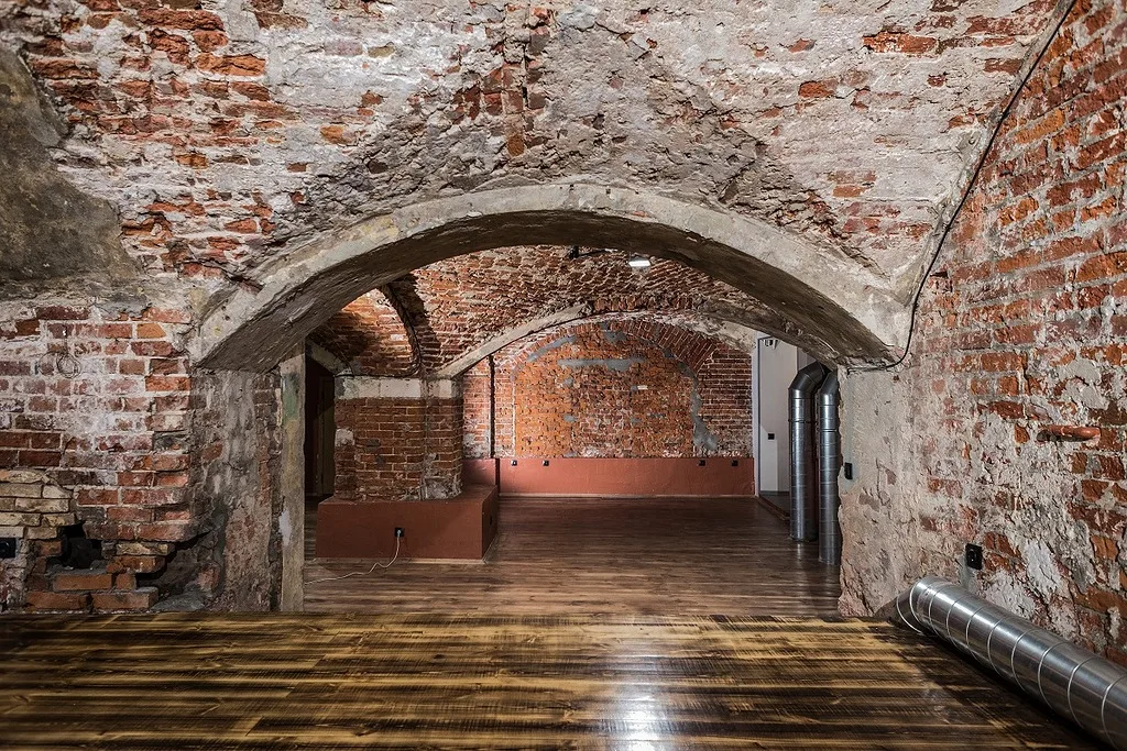 Афиша: Подвалы Хитровки: от прошлого к настоящему в Москве 25 апреля 2026