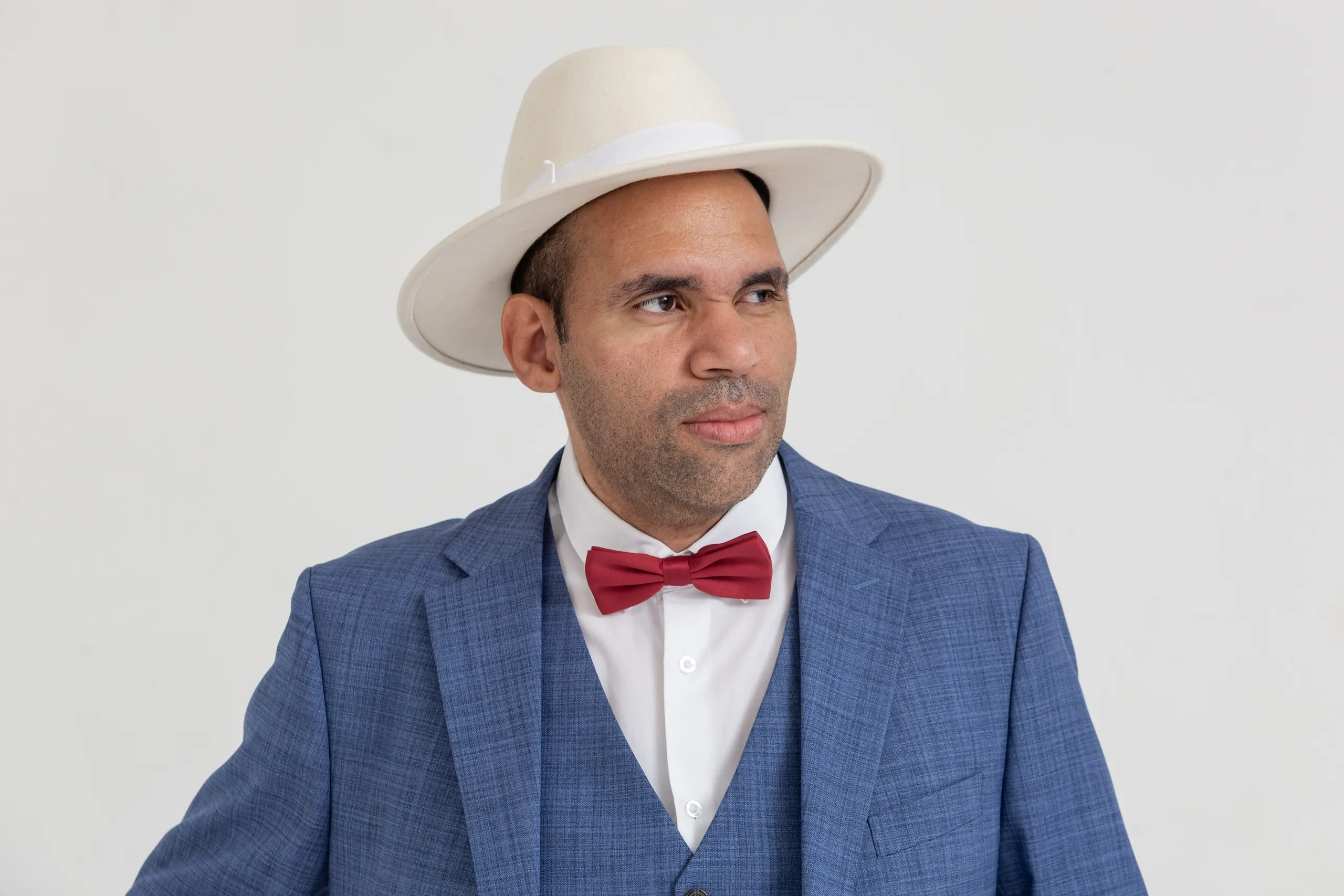 Афиша: Сандор Торрес в Москве 15 апреля 2026