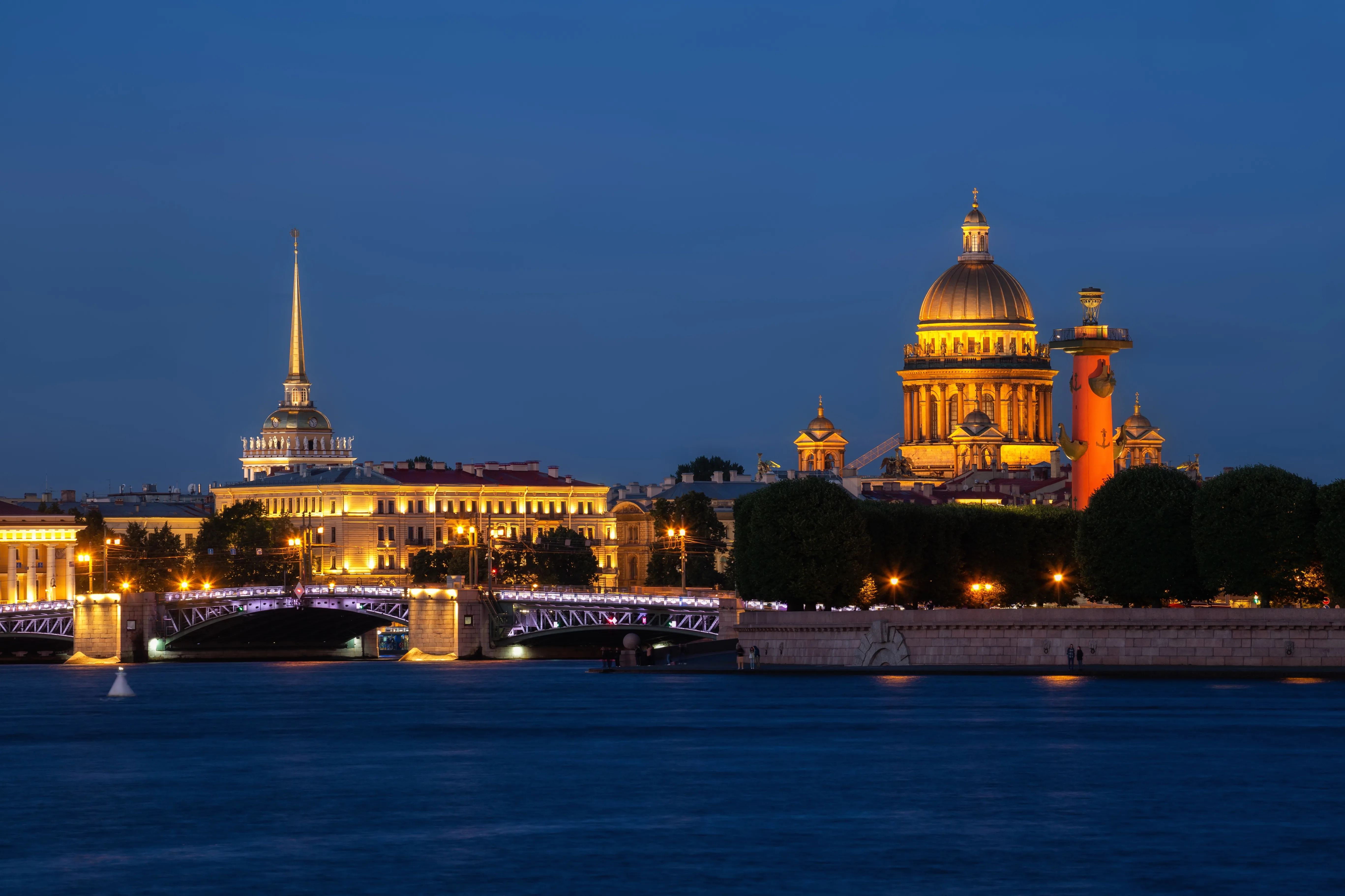 Афиша: Северные острова, Финский залив и развод мостов на теплоходе в Санкте-Петербург 17 апреля 2026