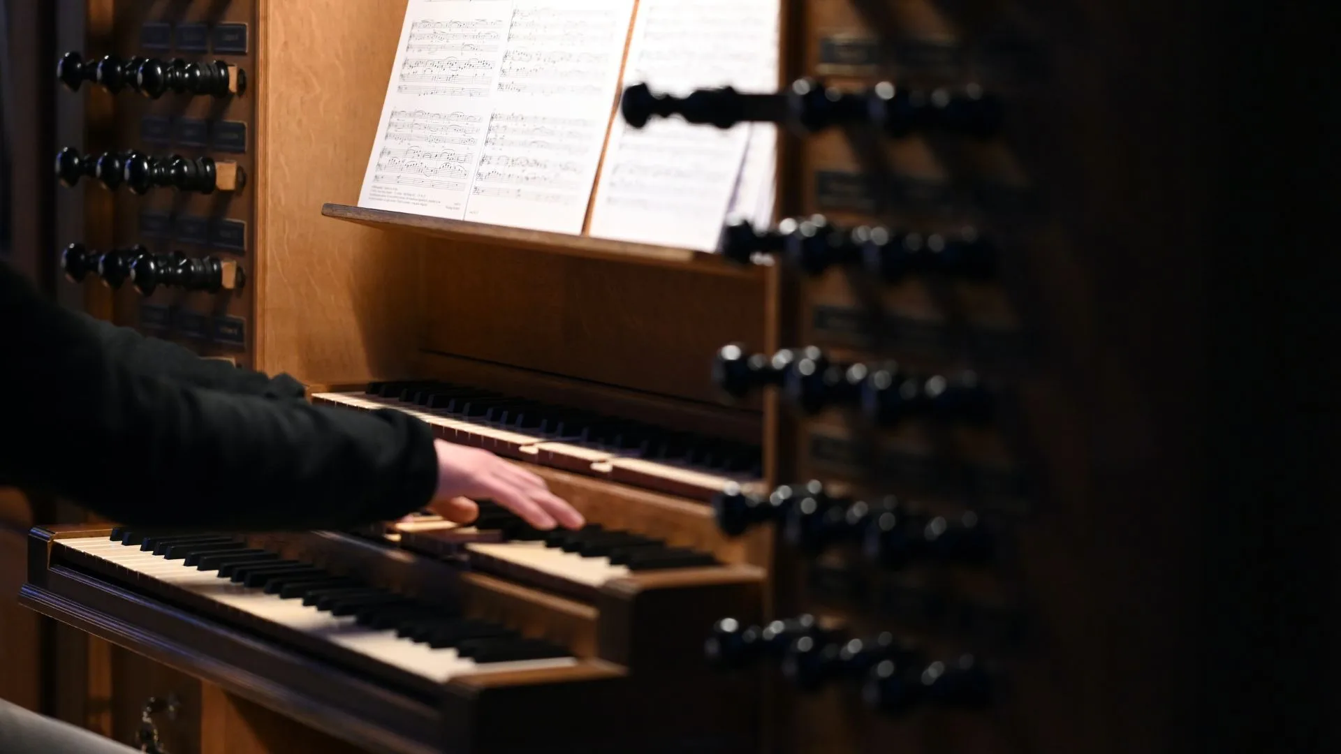 Афиша: Шедевры классики и легендарные саундтреки в Калининграде 11 апреля 2026